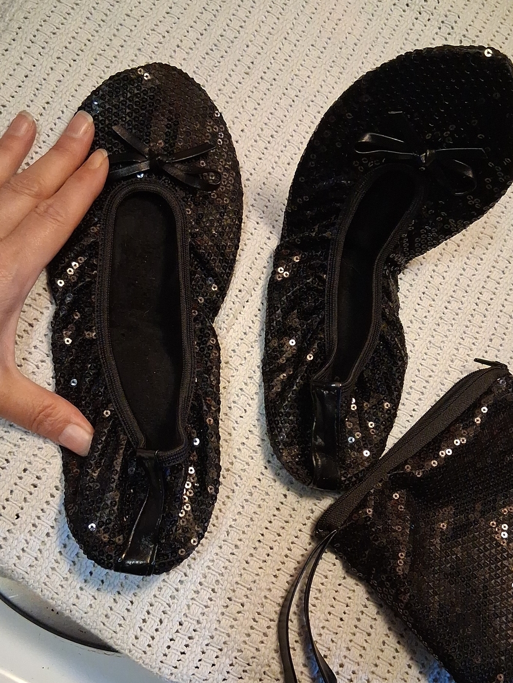 Black Sequin Ballet Flats - Foldable Travel Shoes Size 8. & Bag. (New)